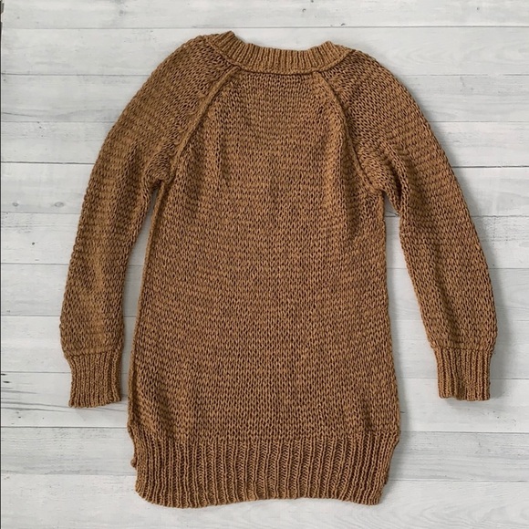 Club Monaco Woven Camel V Neck Sweater XS - Picture 3 of 3
